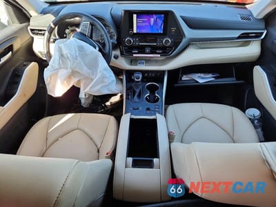 Zdjęcie 8 z 12 samochodu: 2024 TOYOTA HIGHLANDER HYBRID XLE VIN:5TDKBRCH8RS631694 - miniatura