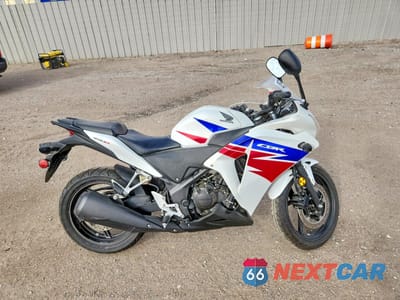 2013 HONDA CBR250 R MLHMC410XD5300522 - główne zdjęcie licytacji z USA - miniatura