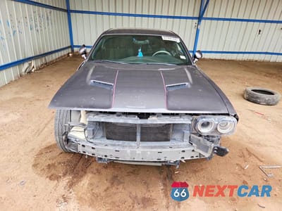 Piąte zdjęcie samochodu w środku: 2016 DODGE CHALLENGER SXT VIN:2C3CDZAG2GH131751 - miniatura