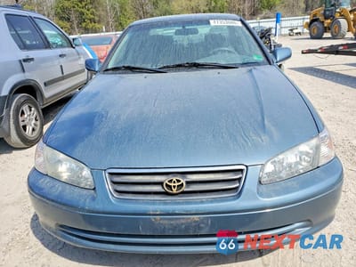 Piąte zdjęcie samochodu w środku: 2001 TOYOTA CAMRY LE V6 VIN:4T1BF22KX1U970722 - miniatura