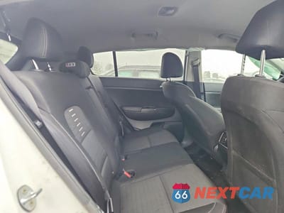 Zdjęcie 10 z 13 samochodu: 2018 KIA SPORTAGE LX VIN:KNDPMCAC1J7484721 - miniatura