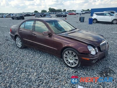 Czwarte zdjęcie samochodu z boku: 2008 MERCEDES-BENZ E 350 4MATIC VIN:WDBUF87X48B327937 - miniatura
