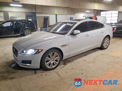 2017 JAGUAR XF PREMIUM SAJBJ4BV5HCY41328 - główne zdjęcie licytacji z USA - miniatura