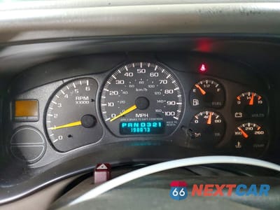 Zdjęcie 9 z 13 samochodu: 2001 GMC NEW SIERRA C1500 VIN:2GTEC19T611240319 - miniatura