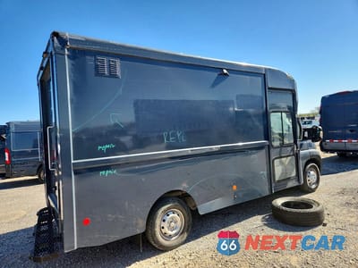 Trzecie zdjęcie samochodu z tyłu: 2022 RAM PROMASTER 3500 DELIVERY TRUCK VIN:3C7WRVMG3NE126374 - miniatura