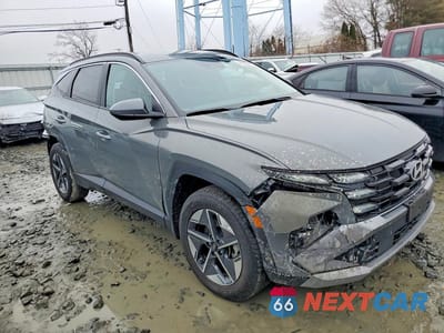 Czwarte zdjęcie samochodu z boku: 2025 HYUNDAI TUCSON SEL VIN:5NMJBCDE0SH517873 - miniatura