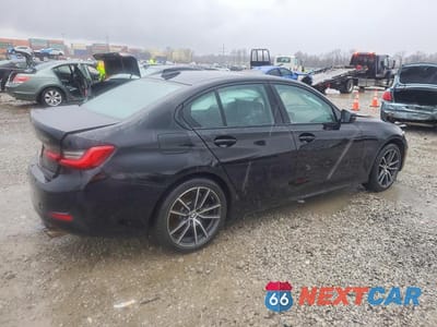Trzecie zdjęcie samochodu z tyłu: 2019 BMW 330XI VIN:WBA5R7C57KAE82636 - miniatura