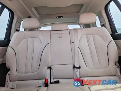 Zdjęcie 10 z 14 samochodu: 2022 BMW X7 XDRIVE40I VIN:5UXCW2C04N9N11411 - miniatura