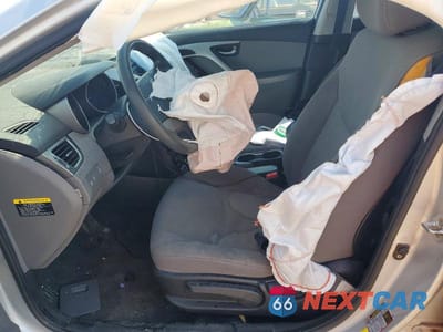 Zdjęcie 7 z 12 samochodu: 2016 HYUNDAI ELANTRA SE VIN:KMHDH4AE3GU530117 - miniatura