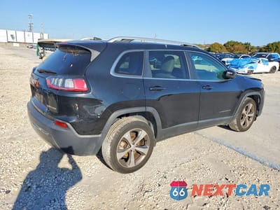 Trzecie zdjęcie samochodu z tyłu: 2020 JEEP CHEROKEE LIMITED VIN:1C4PJLDB5LD585888 - miniatura