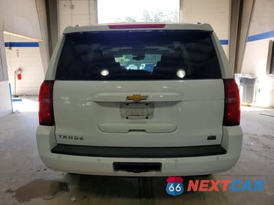 Zdjęcie 6 z 13 samochodu: 2018 CHEVROLET TAHOE K1500 LT VIN:1GNSKBKC5JR173149 - miniatura