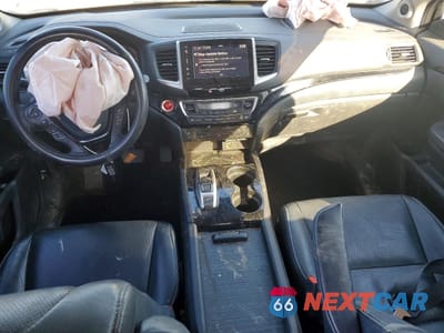 Zdjęcie 8 z 12 samochodu: 2017 HONDA PILOT ELITE VIN:5FNYF6H02HB011569 - miniatura