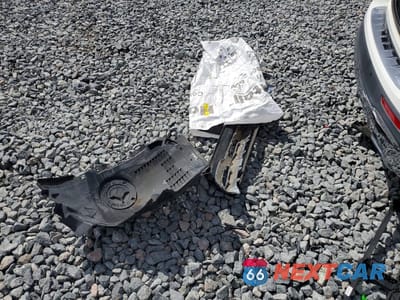 Zdjęcie 12 z 13 samochodu: 2023 MERCEDES-BENZ GLB 250 VIN:W1N4M4GB5PW291759 - miniatura