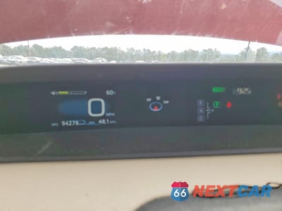 Zdjęcie 9 z 12 samochodu: 2016 TOYOTA PRIUS THREE VIN:JTDKARFU1G3518714 - miniatura