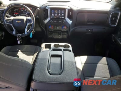Zdjęcie 8 z 12 samochodu: 2021 CHEVROLET SILVERADO K2500 HEAVY DUTY LT VIN:1GC4YNE7XMF282437 - miniatura