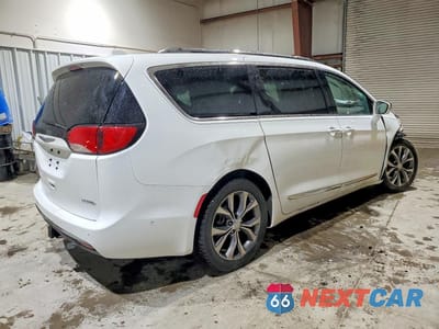 Trzecie zdjęcie samochodu z tyłu: 2017 CHRYSLER PACIFICA LIMITED VIN:2C4RC1GG8HR670520 - miniatura