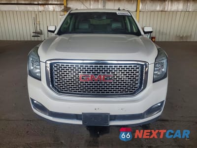 Piąte zdjęcie samochodu w środku: 2015 GMC YUKON DENALI VIN:1GKS2CKJ8FR139425 - miniatura