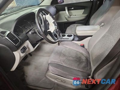 Zdjęcie 7 z 13 samochodu: 2011 GMC ACADIA SLE VIN:1GKKRPED5BJ300752 - miniatura
