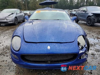 Piąte zdjęcie samochodu w środku: 2004 MASERATI COUPE GT VIN:ZAMBC38A740011819 - miniatura