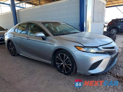 Czwarte zdjęcie samochodu z boku: 2019 TOYOTA CAMRY HYBRID SE VIN:4T1B21HK8KU511736 - miniatura