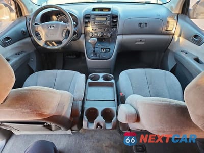 Zdjęcie 8 z 13 samochodu: 2007 KIA SEDONA BASE VIN:KNDMB233276167996 - miniatura