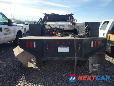 Zdjęcie 6 z 13 samochodu: 2005 FORD F350 SUPER DUTY FLATBED TRUCK VIN:1FTWW33P25EA90328 - miniatura
