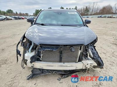Piąte zdjęcie samochodu w środku: 2018 TOYOTA HIGHLANDER XLE VIN:5TDJZRFH1JS872990 - miniatura