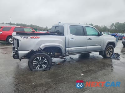 Trzecie zdjęcie samochodu z tyłu: 2016 TOYOTA TACOMA TRD SPORT VIN:3TMCZ5AN0GM017138 - miniatura