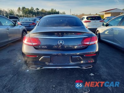 Zdjęcie 6 z 11 samochodu: 2019 MERCEDES-BENZ C 300 4MATIC VIN:WDDWJ8EB4KF773611 - miniatura