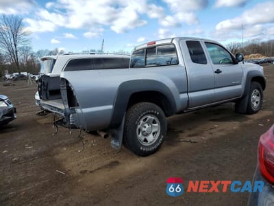 Trzecie zdjęcie samochodu z tyłu: 2015 TOYOTA TACOMA BASE VIN:5TFUX4EN6FX037403 - miniatura