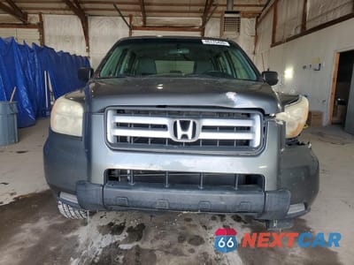 Piąte zdjęcie samochodu w środku: 2007 HONDA PILOT LX VIN:5FNYF28197B017465 - miniatura