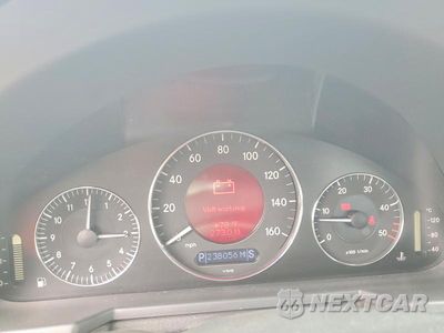 Zdjęcie 9 z 13 samochodu: 2006 MERCEDES-BENZ E 320 CDI VIN:WDBUF26J16A969089 - miniatura