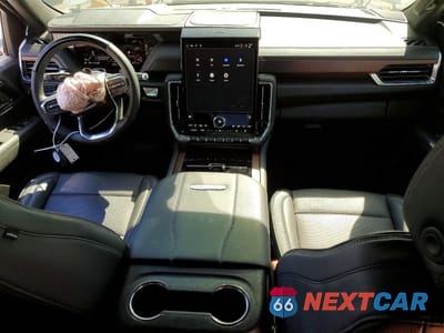 Zdjęcie 8 z 12 samochodu: 2025 GMC YUKON DENALI VIN:1GKS2DRL3SR359790 - miniatura