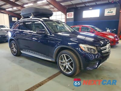 Czwarte zdjęcie samochodu z boku: 2016 MERCEDES-BENZ GLC 300 4MATIC VIN:WDC0G4KBXGF096674 - miniatura