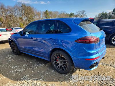 Drugie zdjęcie samochodu z przodu: 2017 PORSCHE CAYENNE GTS VIN:WP1AD2A20HLA83510 - miniatura