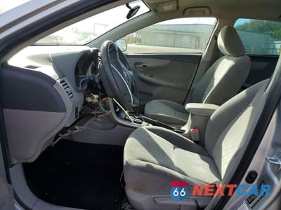 Zdjęcie 7 z 11 samochodu: 2009 TOYOTA COROLLA LE VIN:JTDBL40E699082439 - miniatura