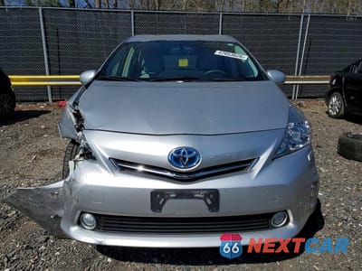 Piąte zdjęcie samochodu w środku: 2012 TOYOTA PRIUS V FIVE VIN:JTDZN3EU6C3073706 - miniatura