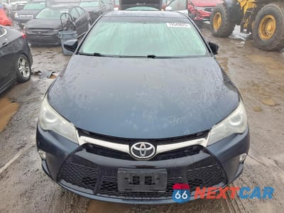 Piąte zdjęcie samochodu w środku: 2015 TOYOTA CAMRY SE VIN:4T1BF1FK0FU475473 - miniatura