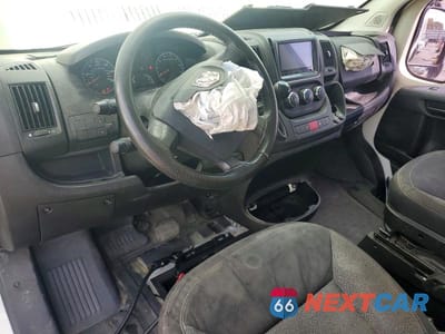 Zdjęcie 8 z 12 samochodu: 2015 RAM PROMASTER 1500 1500 STANDARD VIN:3C6TRVAG8FE520028 - miniatura