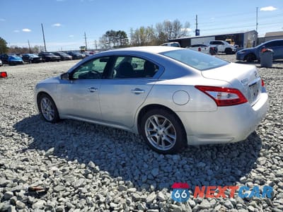 Drugie zdjęcie samochodu z przodu: 2010 NISSAN MAXIMA 3.5 S VIN:1N4AA5AP7AC850322 - miniatura