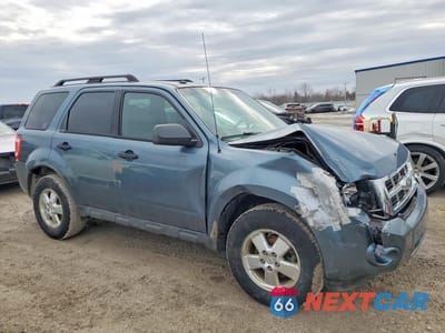 Czwarte zdjęcie samochodu z boku: 2011 FORD ESCAPE XLT VIN:1FMCU0D71BKA32080 - miniatura
