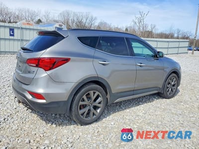 Trzecie zdjęcie samochodu z tyłu: 2018 HYUNDAI SANTA FE SPORT 2.0T ULTIMATE VIN:5XYZWDLA1JG503713 - miniatura
