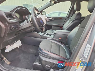 Zdjęcie 7 z 13 samochodu: 2023 FORD ESCAPE ST LINE VIN:1FMCU9MN1PUA63070 - miniatura