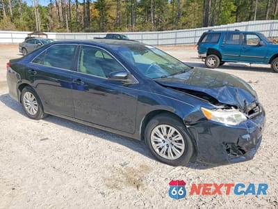 Czwarte zdjęcie samochodu z boku: 2014 TOYOTA CAMRY L VIN:4T1BF1FK5EU792972 - miniatura