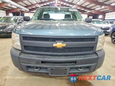 Piąte zdjęcie samochodu w środku: 2013 CHEVROLET SILVERADO K1500 VIN:1GCNKPEA7DZ203561 - miniatura