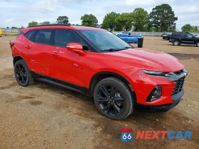 Czwarte zdjęcie samochodu z boku: 2021 CHEVROLET BLAZER RS VIN:3GNKBERS2MS505256 - miniatura