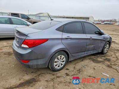 Trzecie zdjęcie samochodu z tyłu: 2017 HYUNDAI ACCENT SE VIN:KMHCT4AEXHU195997 - miniatura