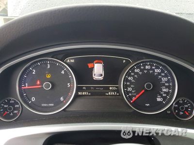 Zdjęcie 9 z 13 samochodu: 2015 VOLKSWAGEN TOUAREG V6 TDI VIN:WVGEP9BP0FD002814 - miniatura