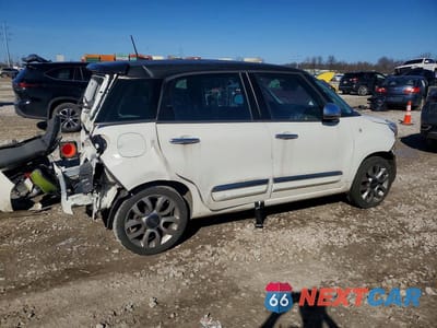 Trzecie zdjęcie samochodu z tyłu: 2018 FIAT 500L LOUNGE VIN:ZFBCFACH9JZ041598 - miniatura