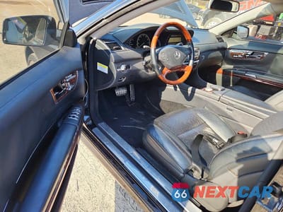 Zdjęcie 8 z 11 samochodu: 2012 MERCEDES-BENZ CL 550 4MATIC VIN:WDDEJ9EB5CA030066 - miniatura